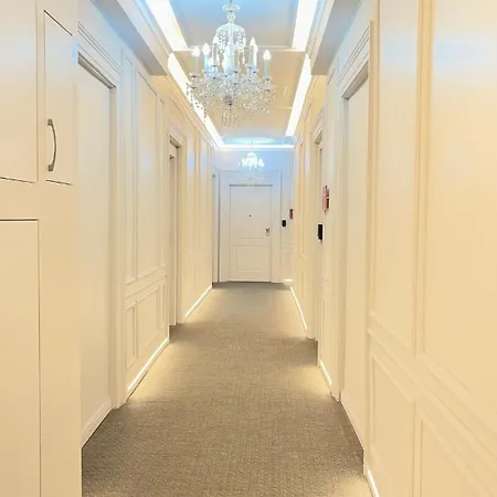 Mare Luxury&private Garage * Trieste
