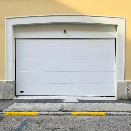 Mare Luxury&private Garage Appartement Trieste